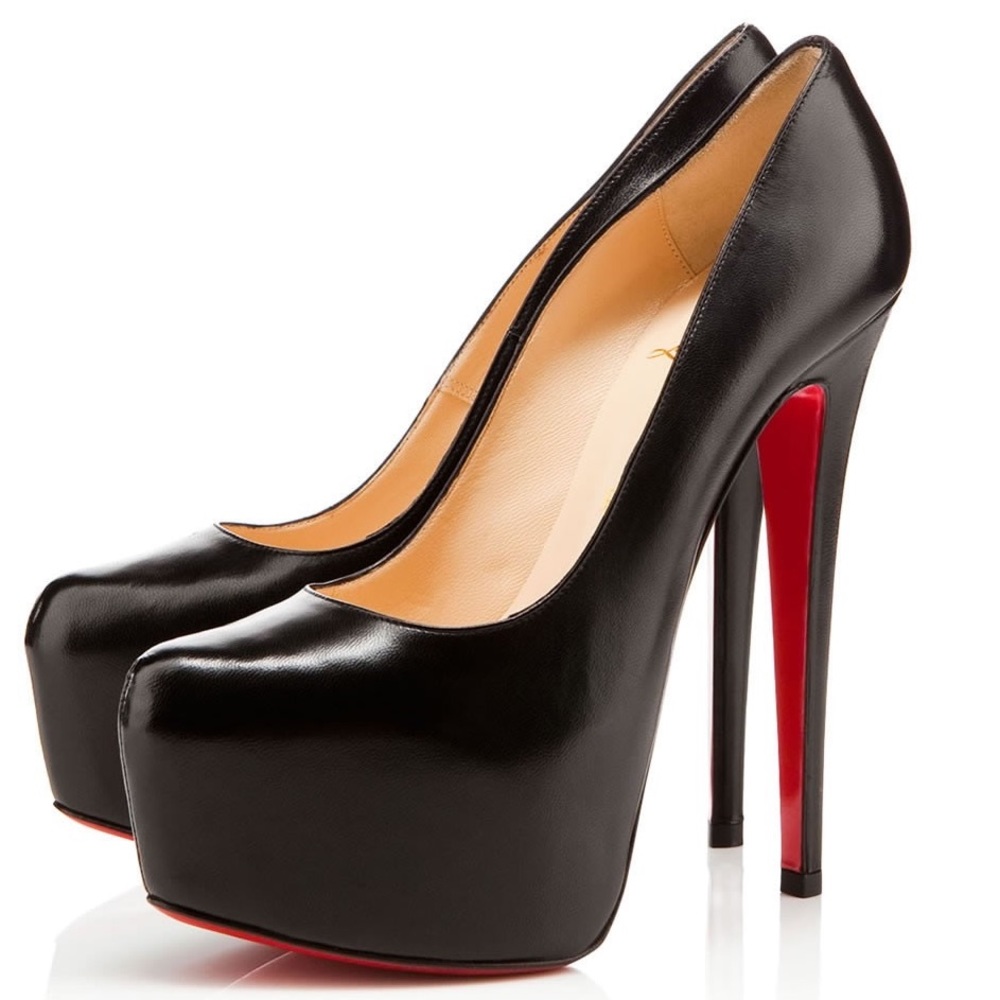 ISO:Christian Louboutin daffodile
